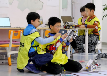 Shugaba Xi Ya Jaddada Bukatar Kara Azama Wajen Ingiza Matakan Inganta Lafiyar Yara Da Ci Gabansu