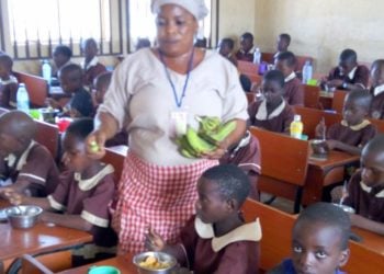 Rage Raɗaɗin Fatara Ta Hanyar Ciyar Da ‘Yan Makaranta