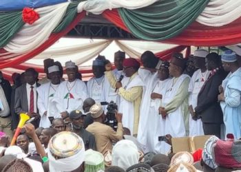 Okowa Ya Karbi Wadanda Suka Nemi Takarar Gwamnan APC Uku Da Suka Koma PDP A Sakkwato 