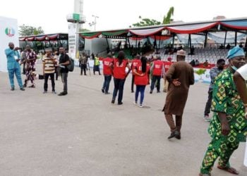 Zaben APC: Jami’an Hukumar EFCC Sun Yi Tsinke Filin APC Don Sanya Ido Kan Hadadar Kudi