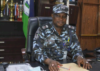 ‘Yan Sanda Da ‘Yan Kasuwa Sun Yi Hadin Guiwa Don Kawo Karshen Kwacen Waya A Kano