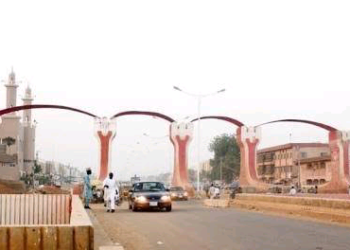 Budurwa Ta Gudu Da Motar Saurayinta Bayan Ya Je Saya Mata Shawarma A Kano