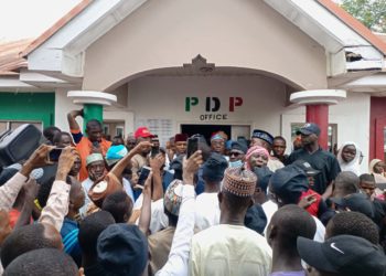 Dubban Mambobin Jam’iyyar APC Sun Sauya Sheka Zuwa Jam’iyyar PDP A Bauchi