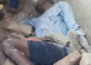 Wani Barawo Ya Gamu Da Ajalinsa Lokacin Da Katangar Da Ya Kama Ta Fado Kansa A Gombe