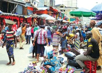 Yadda ’Yan Kasuwa Suka Rufe Kasuwanni A Legas Don Yankar Katin Zabe