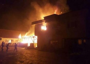 An Kashe Mutane Biyar, Fursunoni 879 Sun Tsere A Harin Gidan Yarin Kuje – Gwamnati