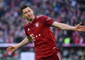 Bayan Daukar Rafinha, Barcelona Ta Taya Lewandowski