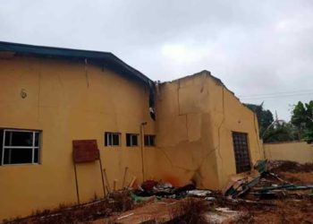 ‘Yan Sanda Na Bincike Kan Kona Ofishin INEC A Jihar Enugu