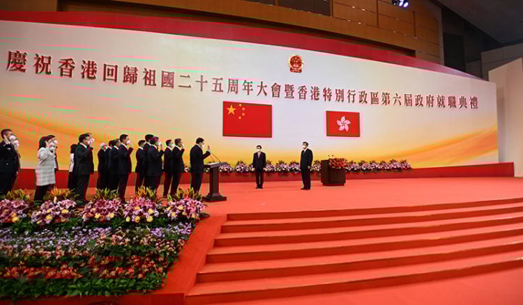 Xi