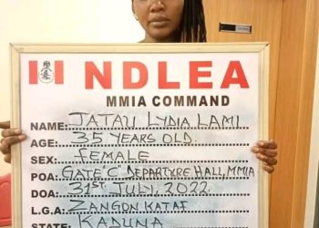 Naira Miliyan 5 Nake Nema Don Fansar Mahaifiyata – Mace Mai Safarar Kwayoyi