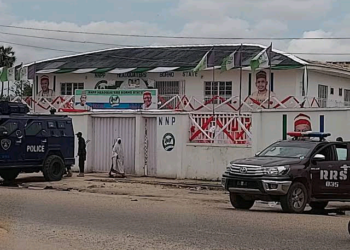 Zulum Ya Ba Da Umarnin Bude Ofishin NNPP Da Aka Rufe A Borno