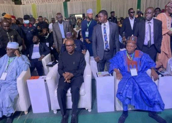 ‘Yan Takarar Shugabancin Nijeriya Sun Sanya Hannu Kan Yarjejeniyar Zaman Lafiya