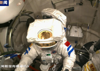 Tashar Samaniya Ta Sin: ‘Yan Sama Jannati Na Kumbon Shenzhou-14 Sun Fara Tattaki A Wajen Tashar