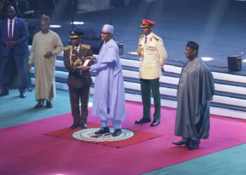 Shugaba Buhari Ya Karrama CGI Isah Jere Da Lambar Yabo Ta Ƙasa Bisa Mutunta Ɗan’adam A Shugabancinsa