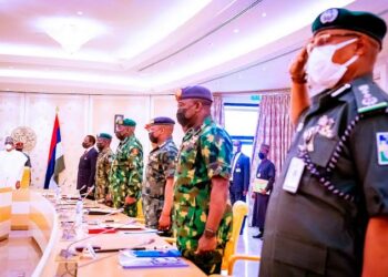 Barazanar Kai Harin Ta’addanci: Buhari Zai Gana Da Hafsoshin Tsaro Yau Litinin