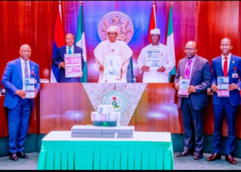 Da Dumi-Dumi: Buhari Ya Kaddamar Da Sabbin Takardun Kudin Naira