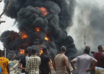 Da Dumi-Dumi: Mutane Da Dama Sun Mutu, Wasu Sun Jikkata Sakamakon Fashewar Wani Abu A Legas 