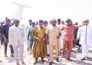 Nan Kusa Rikicin Atiku Da Gwamnonin PDP ‘Yan G5 Zai Zama Tarihi – Saraki