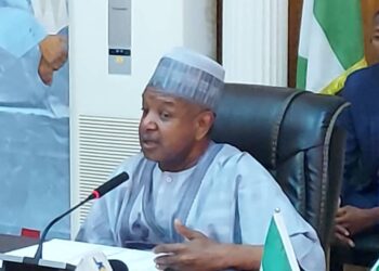 Gwamnan Kebbi Ya Umarci A Biya Biliyan 2 Kudin Hutun Ma’aikata 