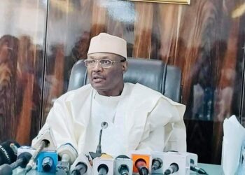 Ku Nisanci Shiga Siyasa, Gargaɗin INEC Ga Sabbin Kwamishinoninta