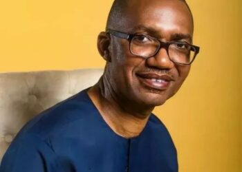 Babban Editan Jaridar LEADERSHIP, Azu Ishiekwene, ya Lashe Lambar Yabo Ta Zama Gwarzon Shekara