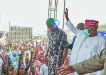 Alkawurana Ga ‘Yan Nijeriya Kan Tsaro, Zaman Kashe Wando Da Tattalin Arziki — Kwankwaso