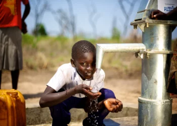 ‘Yan Nijeriya Miliyan 70 Ne Ba Su Samun Tsaftataccen Ruwan Sha – Bankin Duniya
