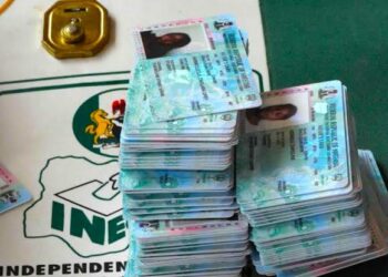 ‘Yan sanda Sun Cafke Mutane Biyu Dauke Da Katin Zabe 468
