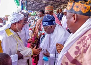 Shehu Tijjani Ya Ba Tinubu Mukamin Babban Khadi Na Darikar Tijjaniya