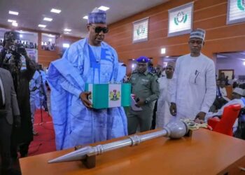 Zulum Ya Gabatar Da N234.8b A Matsayin Kasafin 2023 Ga Majalisar Dokokin Borno