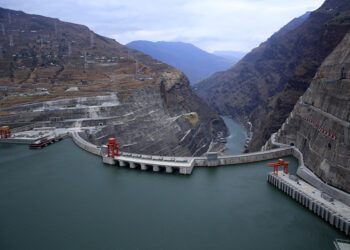 Babban Layin Samar Da Wutar Lantarki Na Kasar Sin Ya Fara Aiki Gadan-Gadan