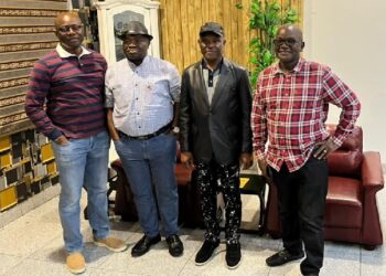 PDP Ta Yi Barazanar Hukunta Gwamnonin G-5 Kan Hada Kai Da Tinubu
