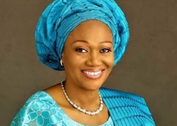 “Ku Sha Kuruminku, Nan Gaba Kadan A Nijeriya Za A Samu Tikitin Kirista Da Kirista” —In Ji Matar Tinubu