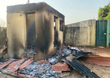 ‘Yan Bindiga Sun Kashe Dan Sanda A Harin Da Suka Kai Ofishin INEC A Enugu