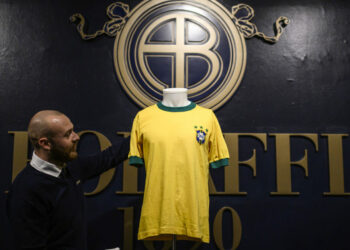 An Yi Gwanjon Rigar Da Pele Ya Buga Kofin Duniya Na Karshe Da Ita