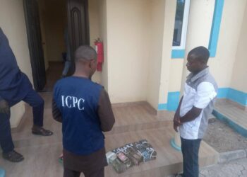 Zaben 2023: ICPC Ta Damke Wani Mutum Da Tsofaffin Kudi Na Miliyan 2 A Bauchi