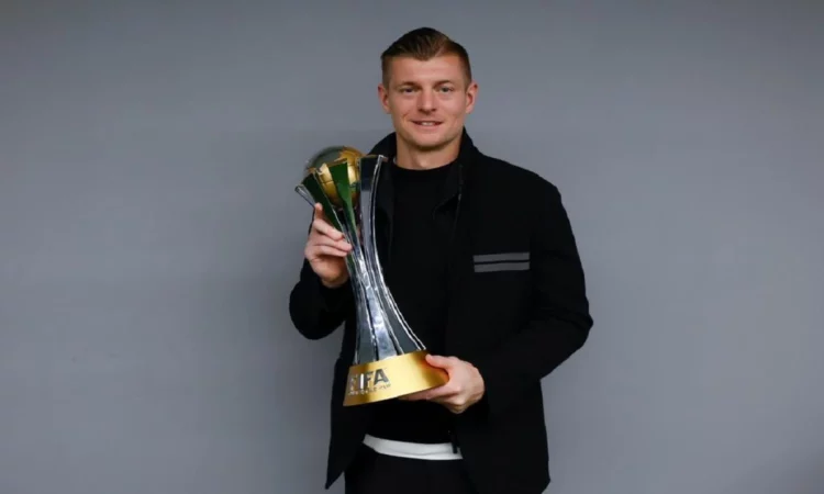 Kroos