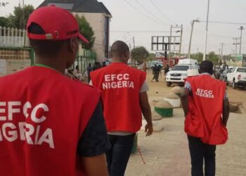 Yadda Jami’an EFCC Suka Yi Dirar Mikiya A Rumfunan Zabe A Zamfara