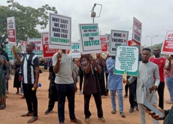 Magoya Bayan Peter Obi Sun Gudanar Da Zanga-Zanga A Abuja Kan Zaben 2023