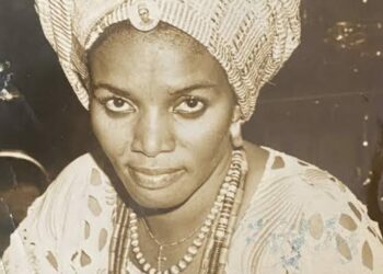 Sanata Mace Ta Farko A Nijeriya Franca Afegbua Ta Rasu