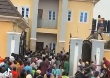Gidan Da Aka Farmaka A Bauchi Ba Na Shugaban INEC Ba Ne – Oyekanmi