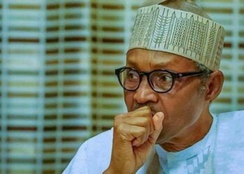 Karancin Kudi: Ka Sallami Emefiele Daga Aiki -Hadimin Tinubu Ga Buhari