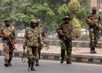 Wani Soja Ya Hallaka Kwamandansa Ya Kuma Bindige Kansa Da Wasu Sojoji 2 A Sokoto