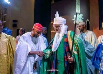 Sabon Gwamnan Kano Zai Sake Yin Nazari Akan Cire Sarki Sanusi, In Ji Kwankwaso