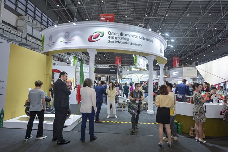 Yan Kasuwar Kasashen Waje Yan Kasuwar Kasashen Waje