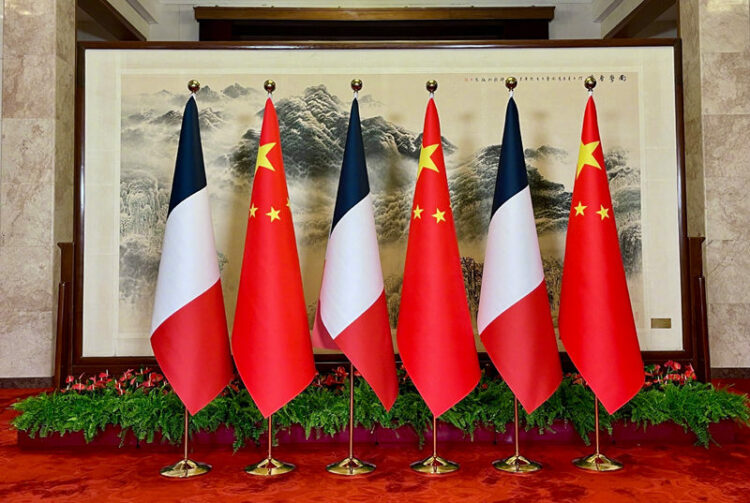 Xi Xi