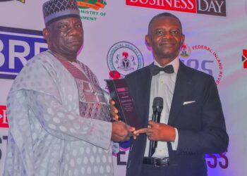 Jaridar Business Day Ta Karrama Gwamnan Gombe Kan Hidimta Wa Al’ummarsa