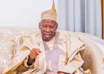 Ganduje Ya Umarci Masu Rike Da Mukaman Siyasa Da Su Ajiye Aikinsu Kafin Juma’a