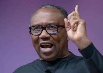 Ba A Taba Tsareni A Burtaniya Ba, Peter Obi Ya Fayyace Zare Da Abawa
