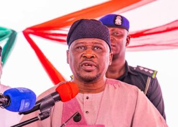 Da Dumi-dumi: Justis Hafsat Ta Rantsar Da Gwamna Ahmadu Umaru Fintiri